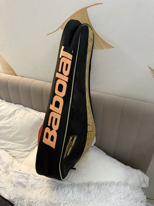 Продам теннисную сумку Babolat