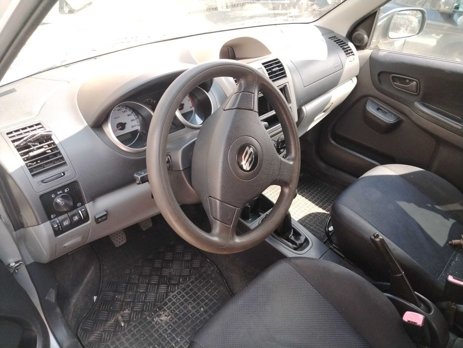 Suzuki Ignis 1.3 бензин 92к.с. 2005г. , предно предаване, На части