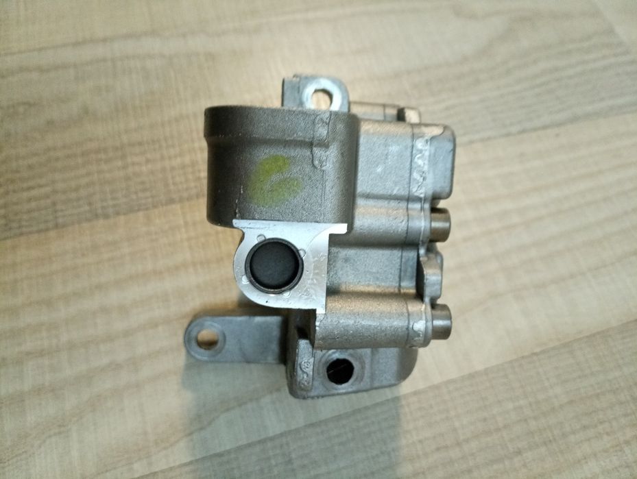 Pompa ulei pentru AUDI,VW,SEAT,SKODA 2.0 D