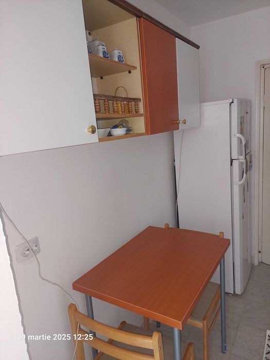 ofer spre inchiriere apartament cu doua camere zona Tiglina 2