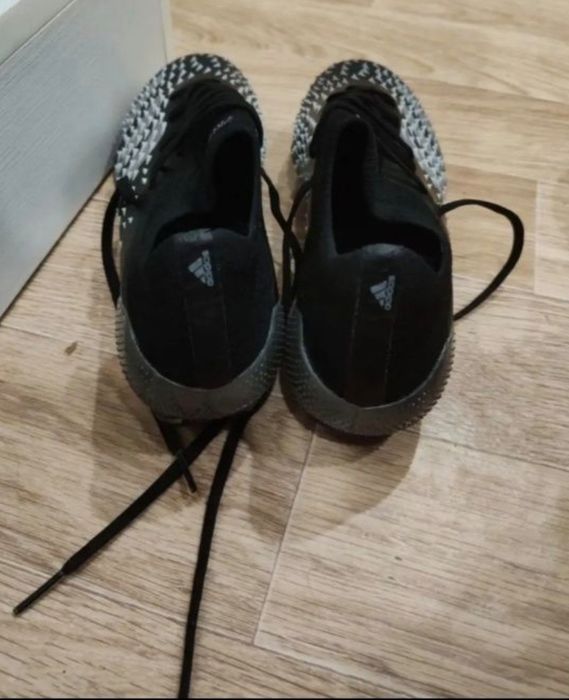 Срочно Продаю Бутсы Адидас