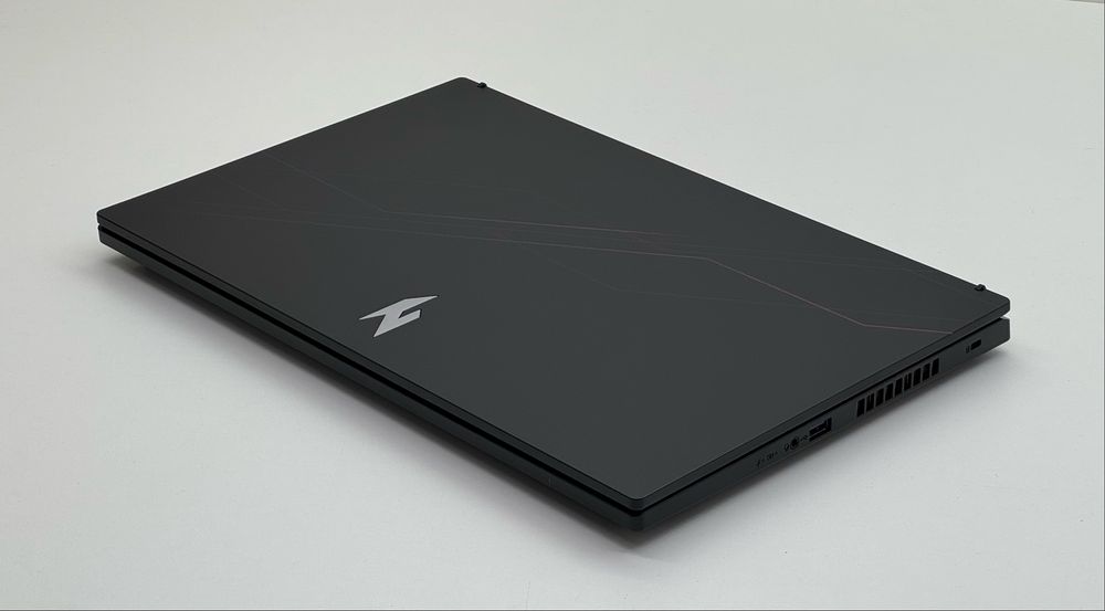 Acer NITRO V15 | Intel Core 5 210H DDR5 16GB 512GB SSD RTX 4050 6GB