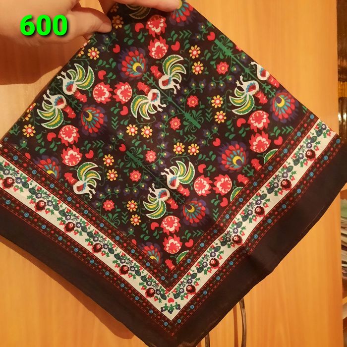 Продаю головные уборы