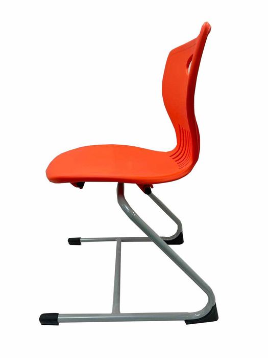 Стулья  школьные