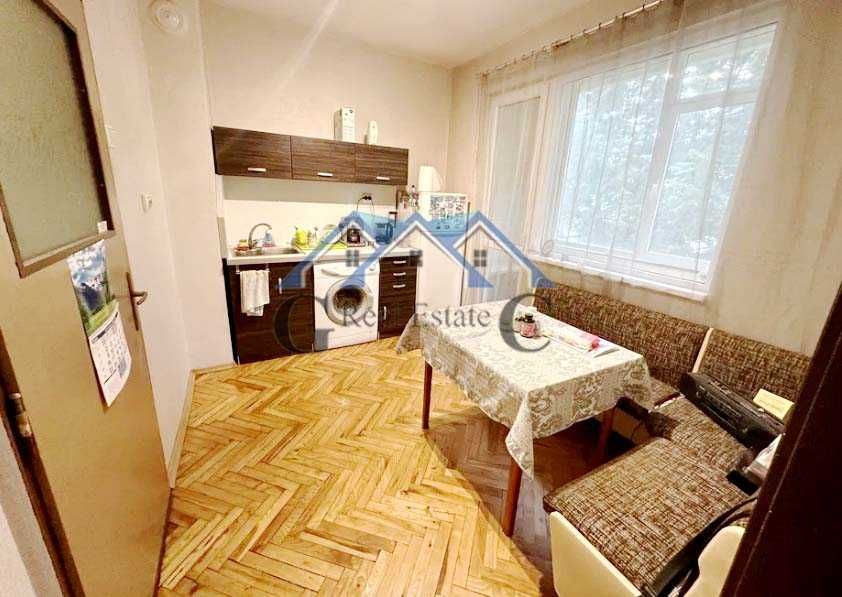 Продава се Четиристаен апартамент в Варна, Трошево - 92 кв.м за 1740 €/кв.м - Снимка #3