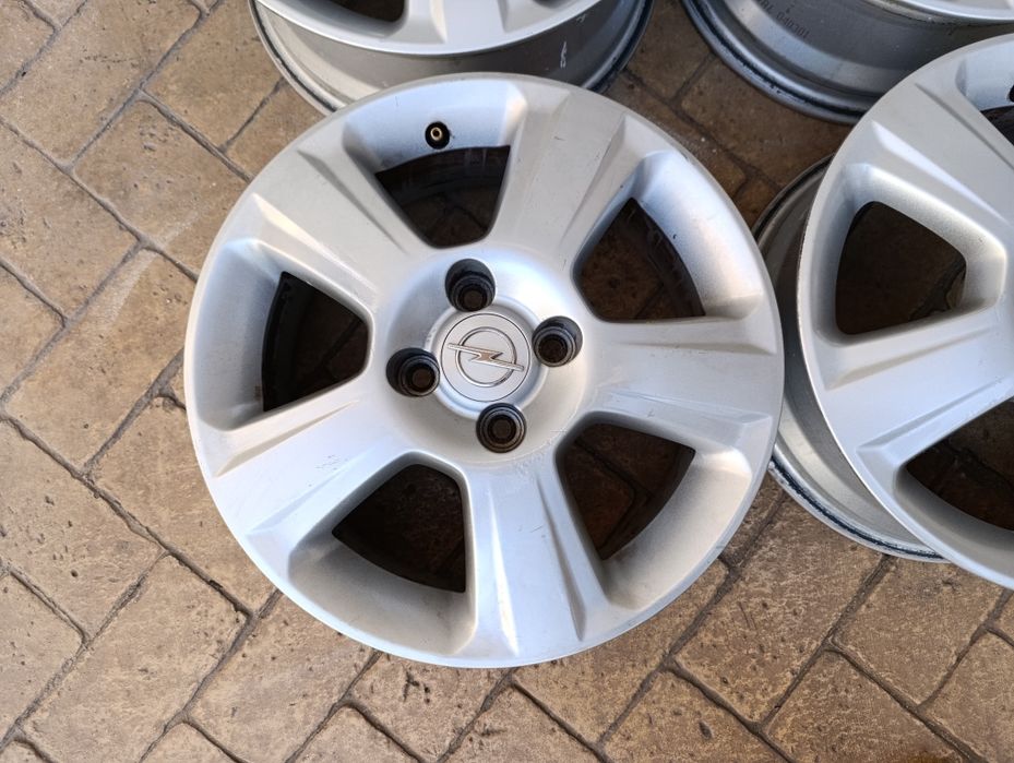 Алуминиеви джанти за Опел 4х100 15 цола Корса,Астра,Комбо