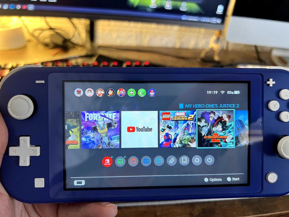 Consola Nintendo Switch lite albastra