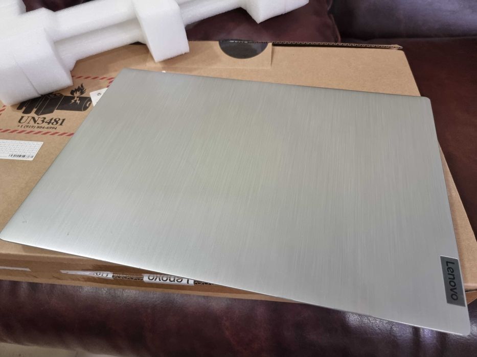 Лаптоп Lenovo ideapad 3, 15,6 Инча RAM 4GB, SSD 128GB