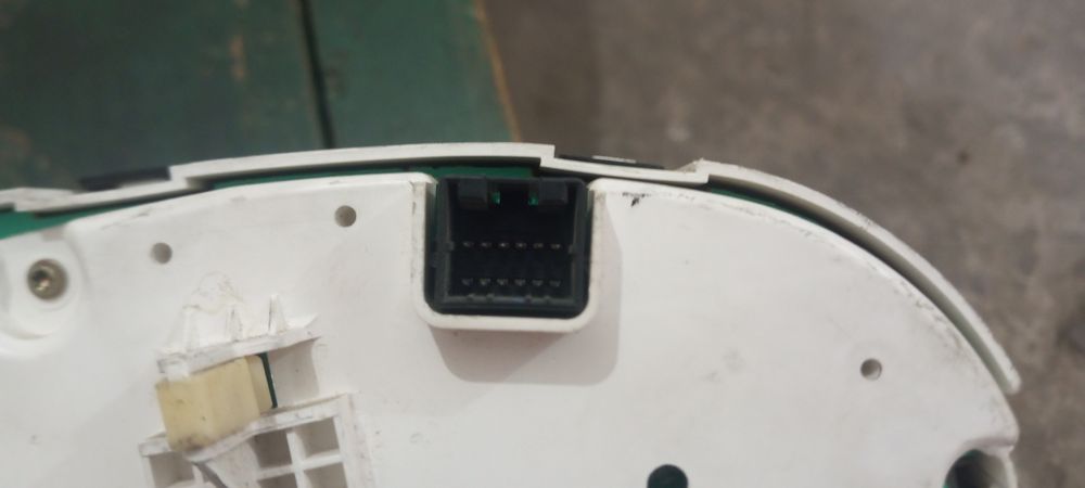 Табло на Хундай соната 6 NF 2008 года в отличном состоянии