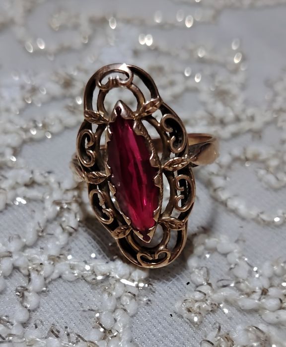 Tilla uzuk  tillasiga javob