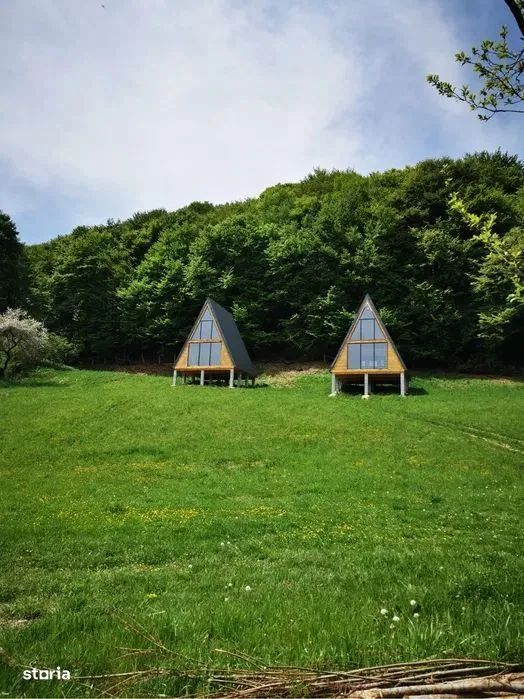 Teren cu 2 cabane A-Frame, ideal investiție