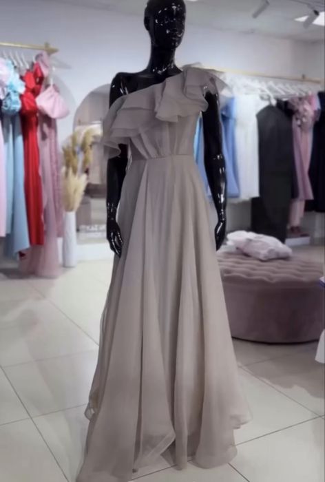 Продам вечернее платье