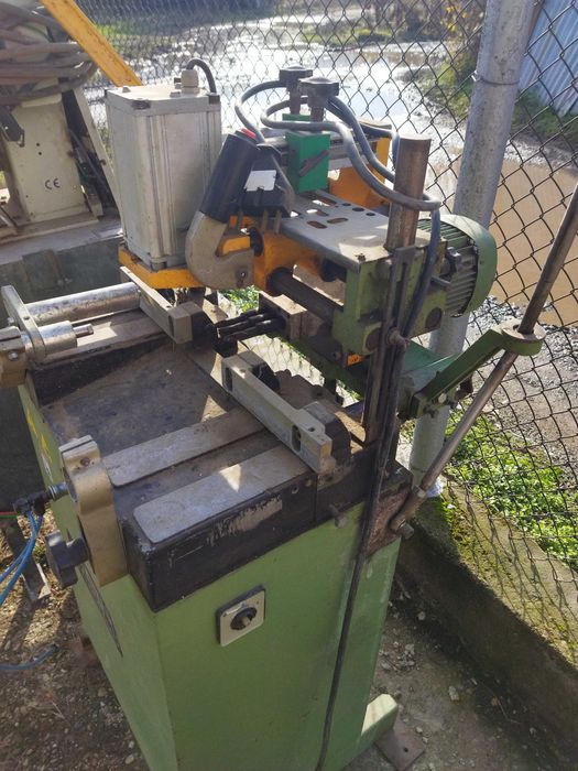 Машини за Pvc и Al Дограма