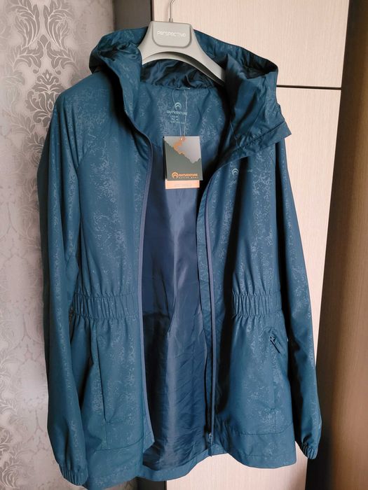 Ветровка женская, размер 46