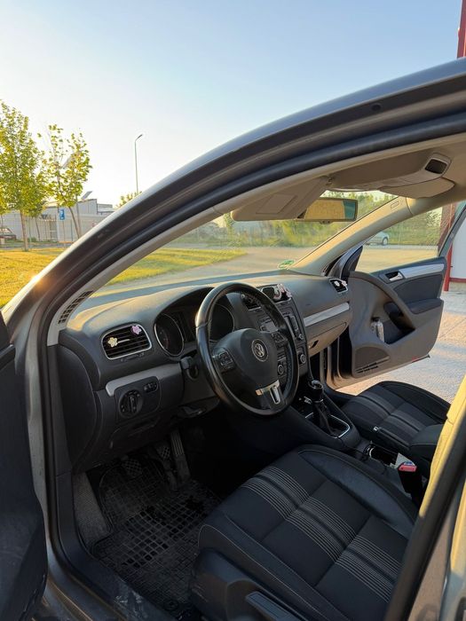 VOLKSWAGEN Golf 2012 — imagine 5