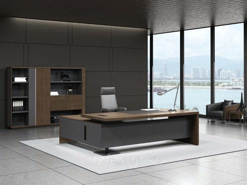 Стол руководителя