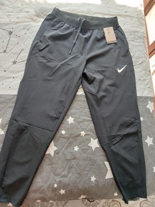 Продаю Мужское Трико Nike