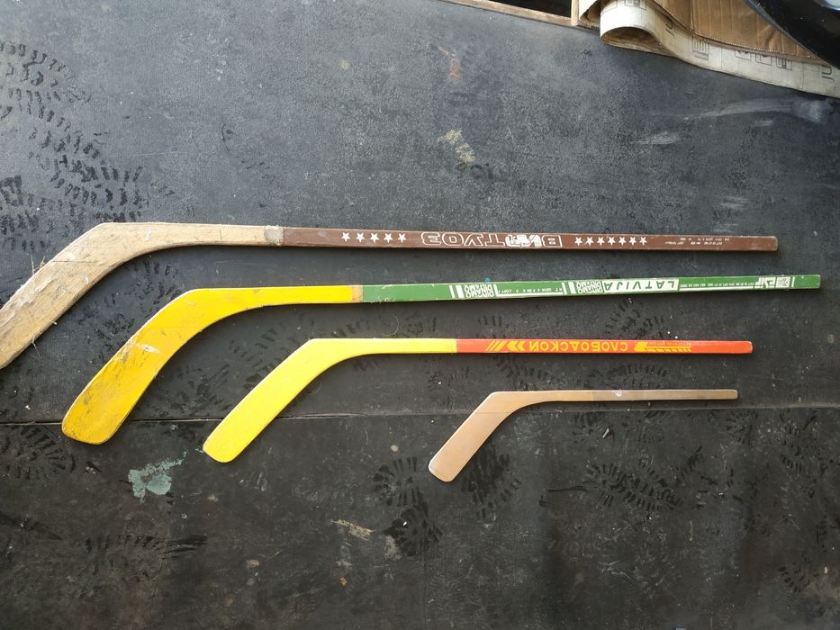 Клюшки хоккейные