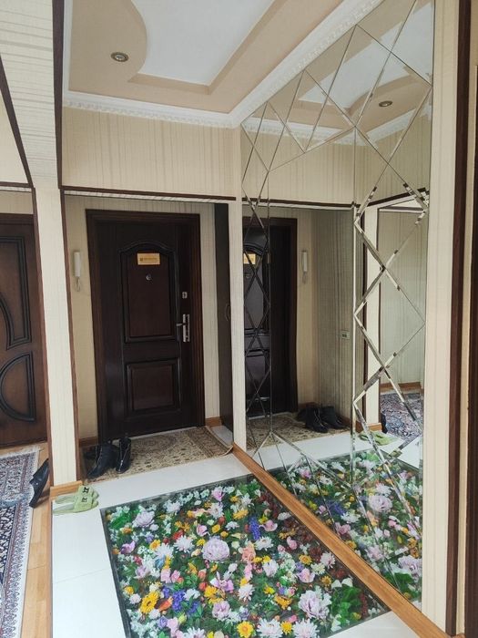 Medgorodok Bankovskiy uy 5/5/9 203 kv Tayyor remontli