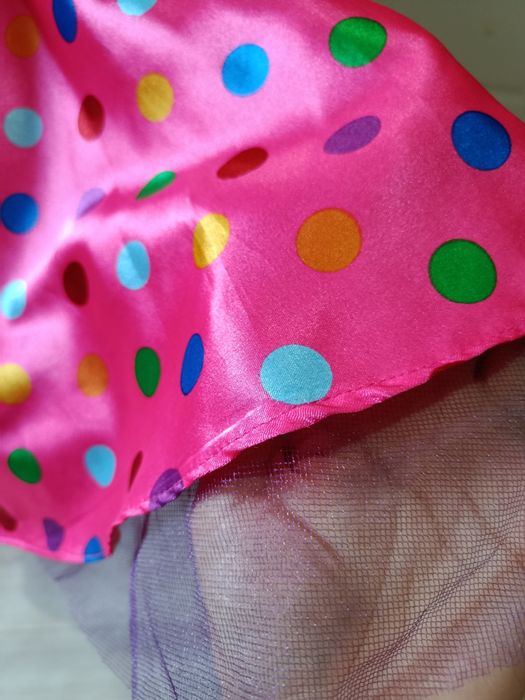 Платье нарядное на 7-9 лет