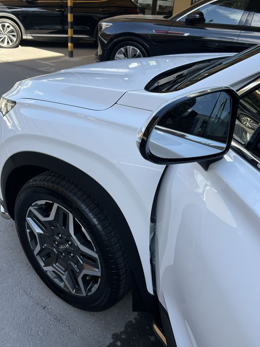 Hyundai santafe 2021 oq rang 2.5 mator toza