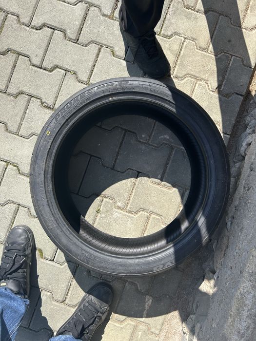 Гуми 235/35/19 proxes R888 нови