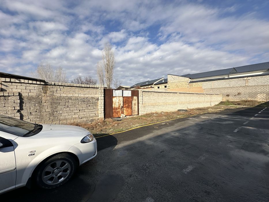 Ер сотилади Учкахрамон Обод махалласида