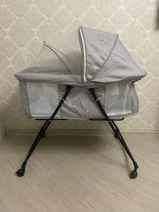 Продам манеж