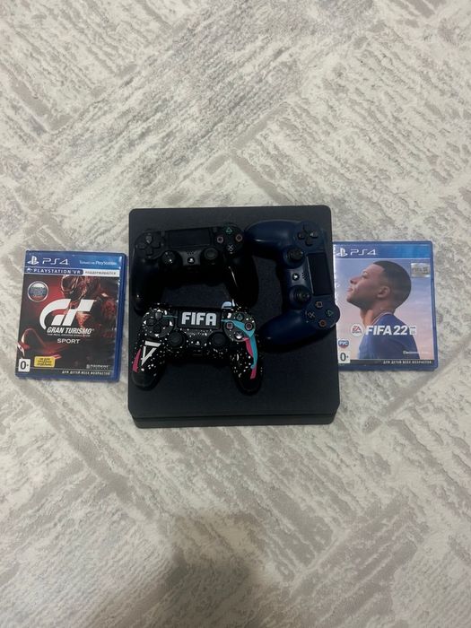 Ps4 в хорошом сост