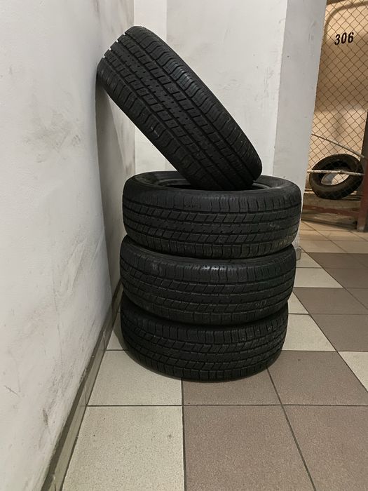 Шины TOYO 215/60 R16