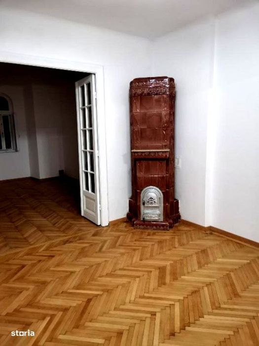 Etaj 1 Vila 4 camere Birouri Sfantul Stefan - Calea Calarasi