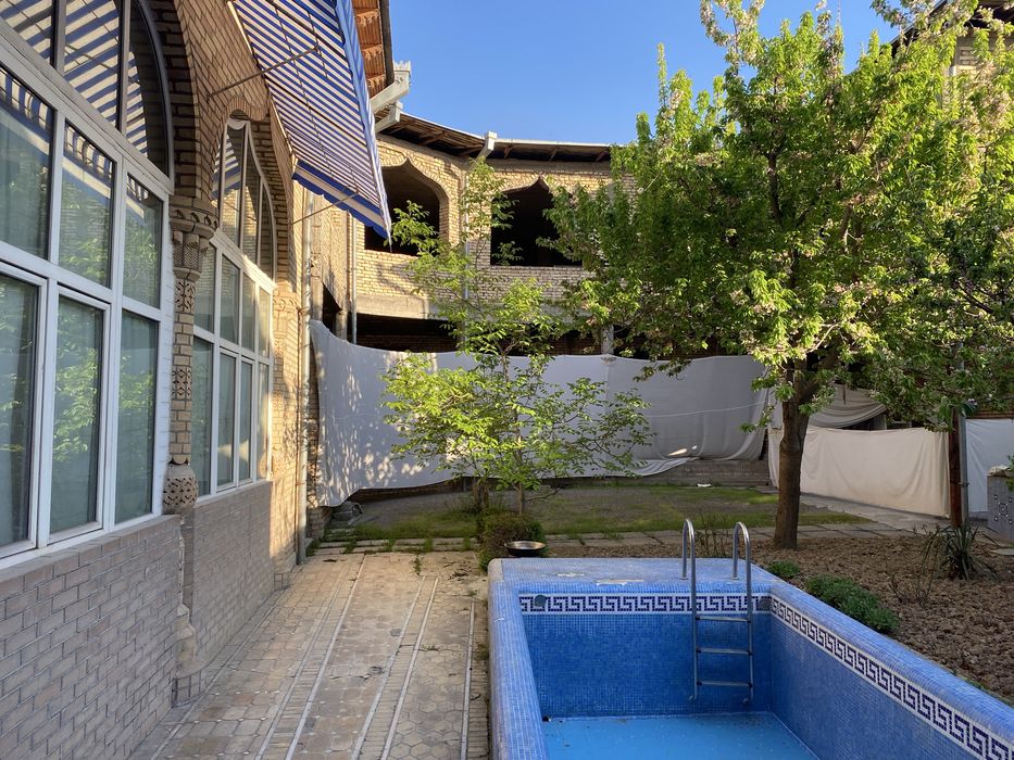 Chilonzor Dombirabod 10 sotok