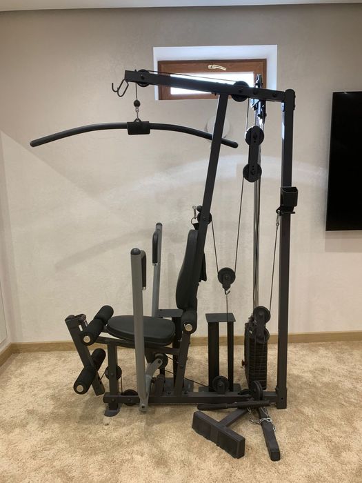 Домашний тренажерка, и беговая дорожка