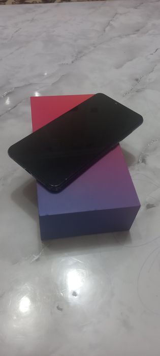 Mi 8 lite sotiladi