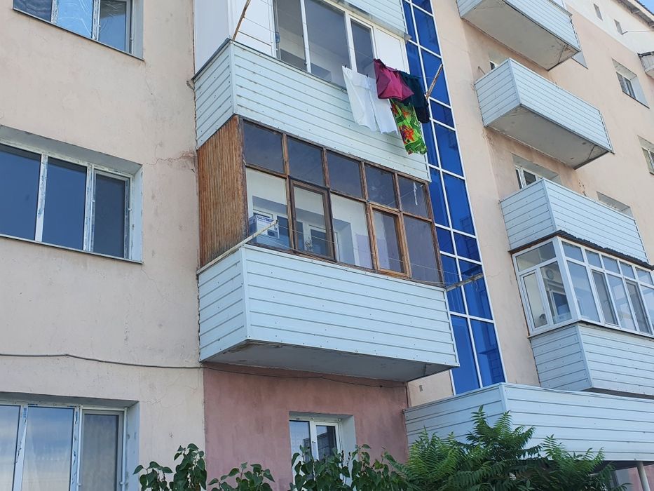 Балкон деревянный