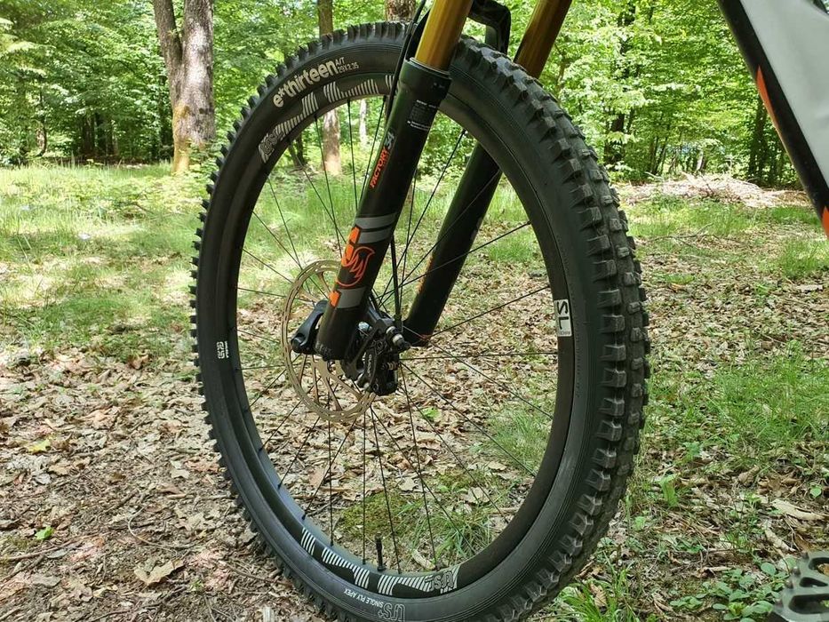 YT Jeffsy 29 CF Pro Race Bike, XTR, Fox Kashima, Full Carbon