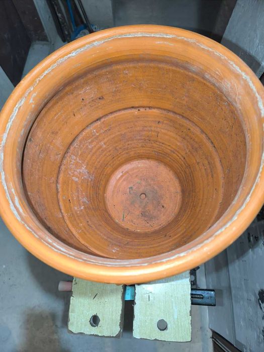 2 керамични саксии 32/36см с чинии