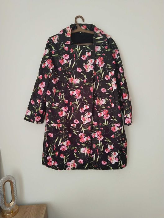 Плащ осенне -весеннии