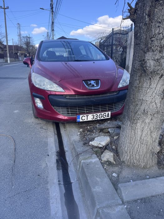 Vând Peugeot 308 1.6VTi