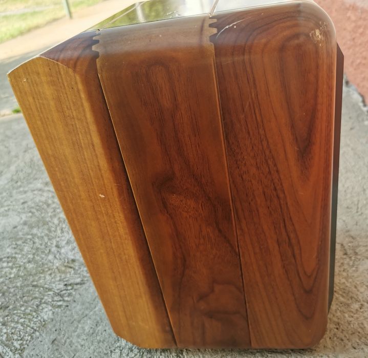 Boxe de colecție Sonus Faber Minima FM2 – Lemn Masiv de Nuc – 1992-1993