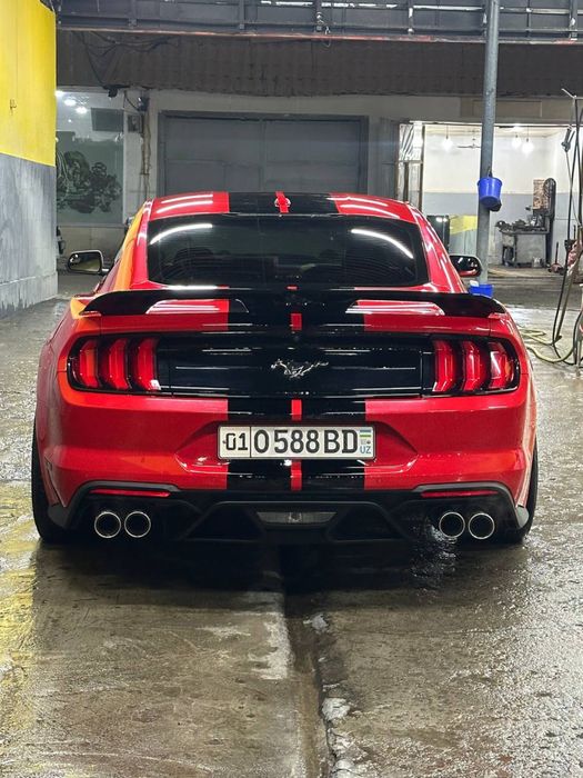 Форд мустанг 2019