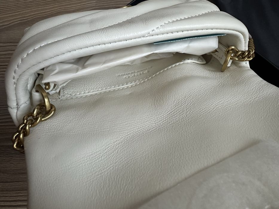 Чисто нова чанта Pinko micro puff бяла