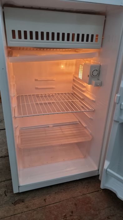 Мини холодильник продам