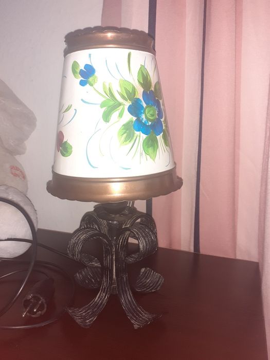 Нощна лампа от ковано желязо