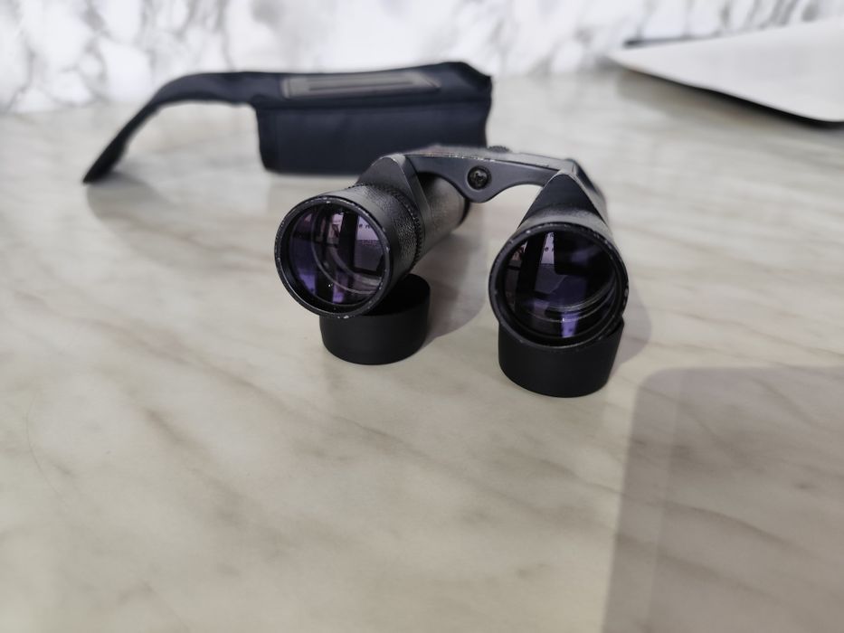 Binoclu Leitz(Leica) 10x25