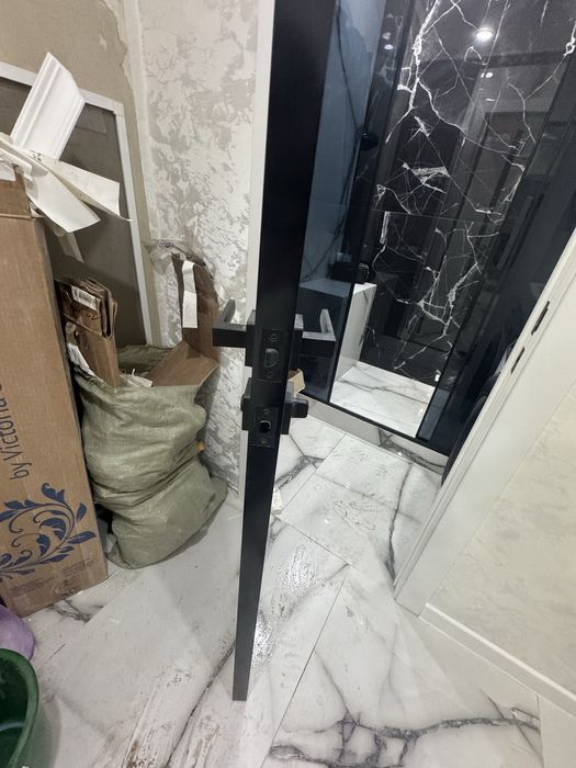 Установка дверей.