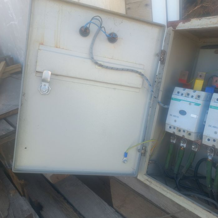 Электрощитовой и греющий кабель