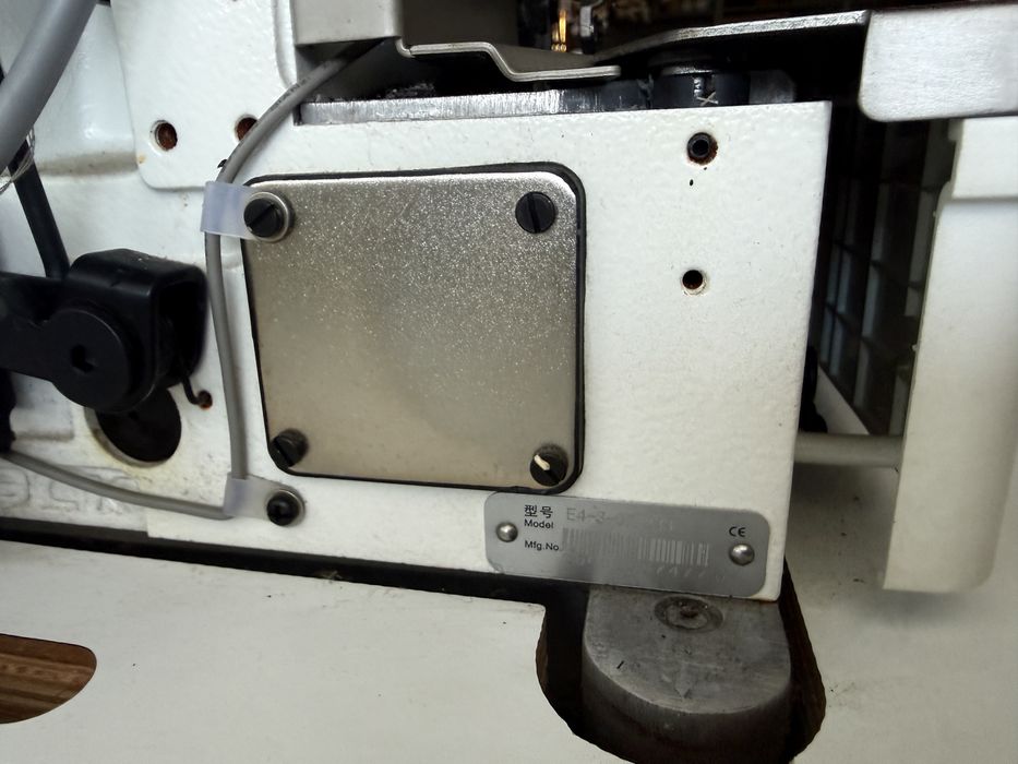 Overlock industrial JACK E4-3-02/233 – 3 fire – aproape nou