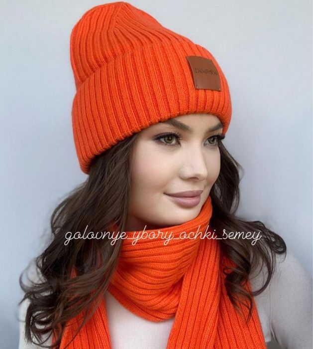 Шапка с шарфиком снуд