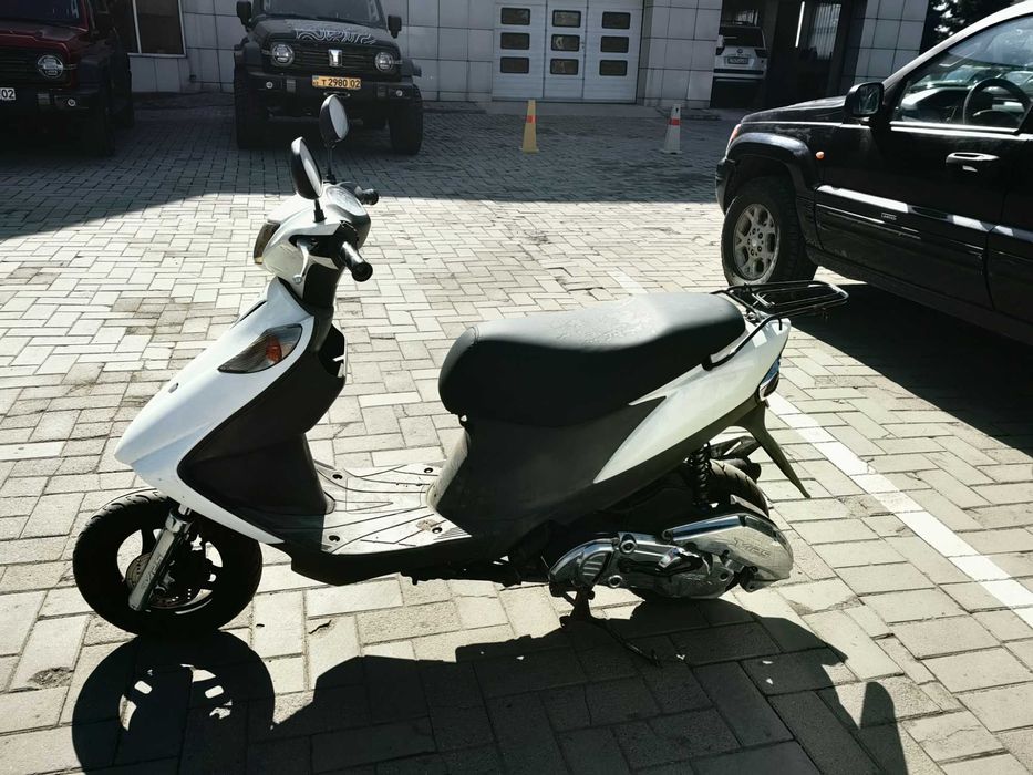 Мопед Suzuki Address V125G